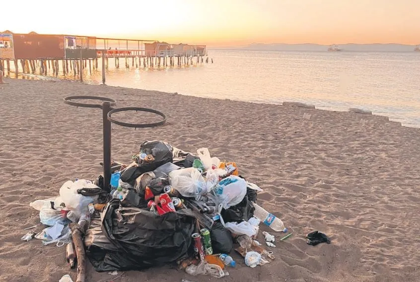 Bu memleket ’pis’im!