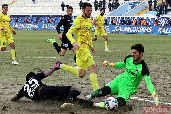 Galatasaray'da planlama faciası! Kiraya gönderilen Okan Kocuk ve Batuhan Şen takımlarını sırtlıyor, Aslan ise kaleci arıyor... - 3