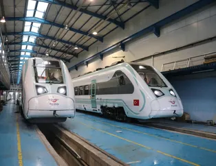 Milli Elektrikli Tren raylara iniyor