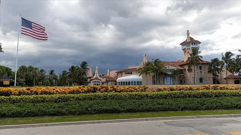 Son dakika: Trump’ın Mar-a-Lago yerleşkesinde silahlı şüpheli vurularak öldürüldü-2