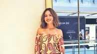 Konserlerinde fidan bağışlıyor