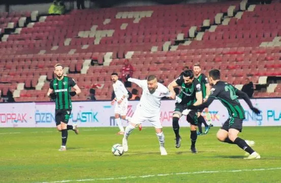 fenerbahce-teknik-adam-icin-calismalarini-surduruyor-once-bielsa-son-durak-ise-low-olacak-1646695136073.jpeg Fenerbahçe teknik adam için çalışmalarını sürdürüyor! Önce Bielsa son durak ise Löw olacak-8