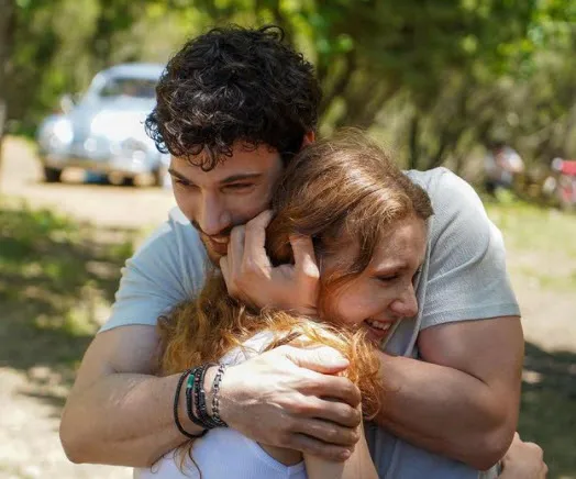 Tırnaklarıyla kazıdı ama olmadı Star TV fişini çekti! Krizlerin dizisi Menajerimi Ara finale yürüyor izleyici yasta-3