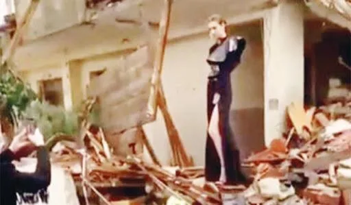 Manken Itır Esen'in deprem enkazındaki pozu tartışma yaratmıştı! AKUT'tan açıklama geldi-6