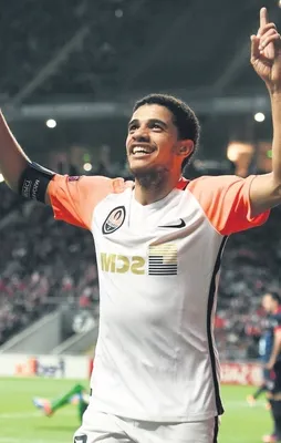 Devlerin Taison savaşı