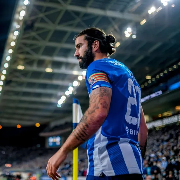 takvim.com.tr günler öncesinden yazmıştı! Galatasaray'dan Fener'e transfer çalımı: Sergio Oliveira İstanbul'da-4