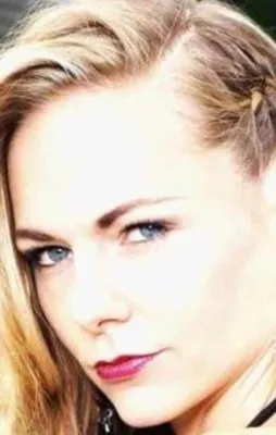 Ünlü manken zayıflamak uğruna hayatını kaybetti