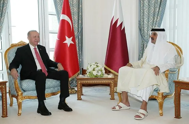 son-dakika-baskan-erdogan-katar-emiri-al-sani-ile-gorustu-1639840637196.jpeg Son dakika: Başkan Erdoğan Katar Emiri Al Sani ile görüştü-3