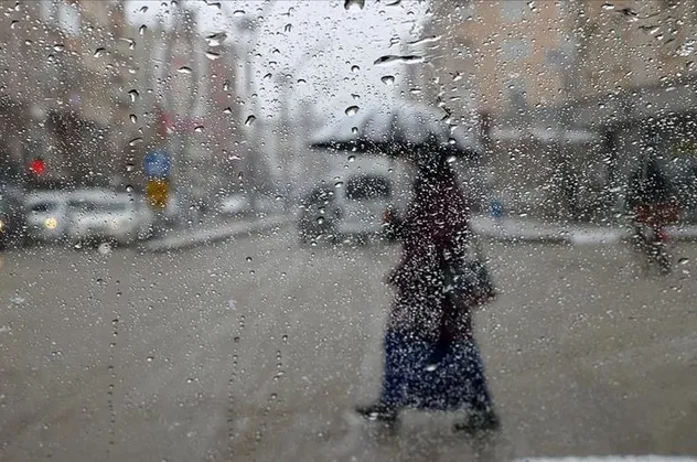 HAVA DURUMU | Meteorolojiden 6 il için sarı kodlu alarm: Kuvvetli yağış geliyor! Artvin, Giresun, Ordu, Rize, Samsun, Trabzon...