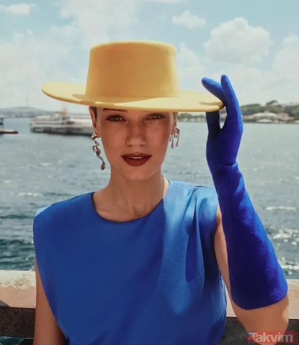 3 çocuk annesi Bergüzar Korel’den cesur paylaşım! Halit Ergenç’in eşi dekolteli beyaz mayosuyla şov yaptı: “Mankenleri aratmıyor” - 38