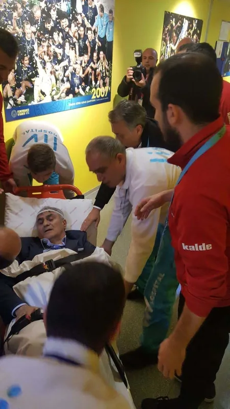 İşte Şenol Güneş'in Saraçoğlu'ndan ayrıldığı görüntüler-1