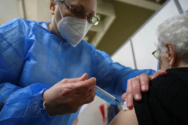 Son dakika: Pfizer koronavirüs aşısından ne kadar kazanacağını açıkladı!-2
