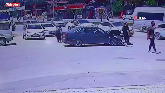 Hatay'da el freni unutulan araç halk otobüsüyle çarpıştı!