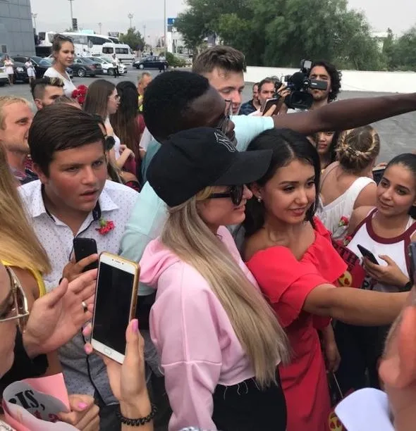 Paris Hilton turne için Kıbrıs'a geldi - 6