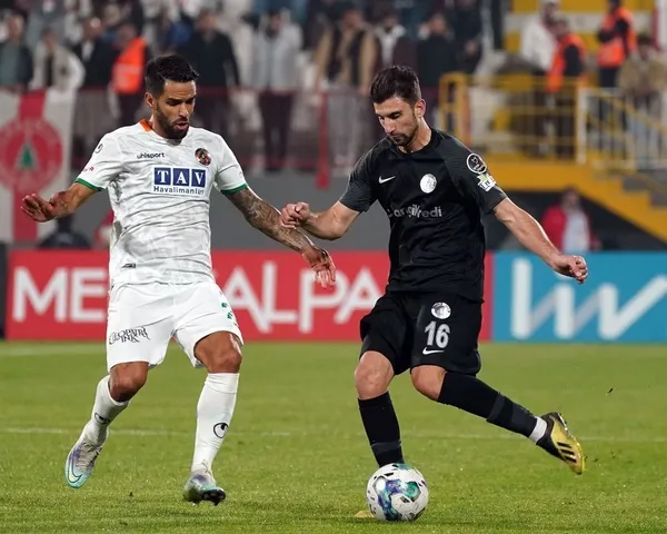 alanyasporu-evinde-yenen-umraniyespor-sezonun-ilk-galibiyetini-aldi-1667594541625.jpeg Alanyaspor'u evinde yenen Ümraniyespor sezonun ilk galibiyetini aldı-4