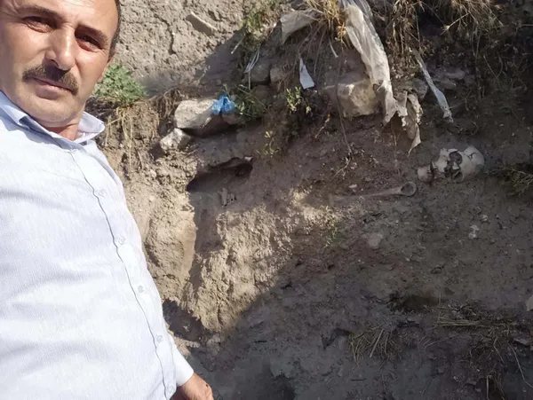 cankirida-insana-ait-kafatasi-ve-kemikler-bulundu-1657793465830.jpg Çankırı'da insana ait kafatası ve kemikler bulundu-2