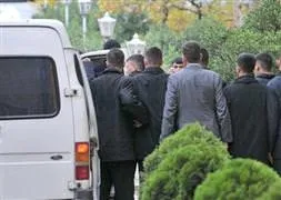 4 muvazzaf asker tutuklandı