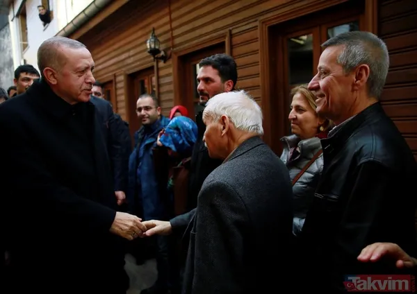 Başkan Erdoğan, tarihi Çınaraltı Çay Bahçesi'nde vatandaşlarla sohbet etti - 24