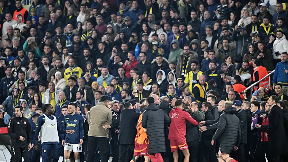 Olaylı Fenerbahçe - Galatasaray derbisi sonrası emniyet harekete geçti