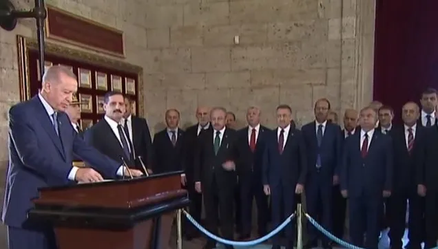 Türkiye Cumhuriyeti 99'uncu yaşını kutluyor! Başkan Erdoğan ve devlet erkanı Anıtkabir'de