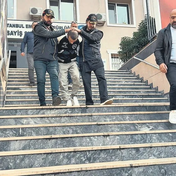 Beni öldür sonra bizi buna bulaştıranları öldür