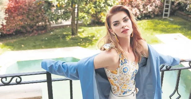 Tertemiz 80 bin TL! Pelin Karahan oynadığı reklamda da servet değerindeki takılarını gözlere soktu