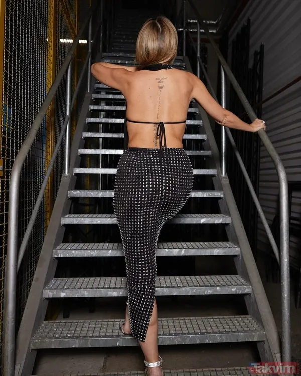 Hadise’nin süper minili kalça dansına tepkiler çığ gibi büyüdü! Hatice’nin yorumu dikkat çekti: Hadise’yi severim ama... - 15