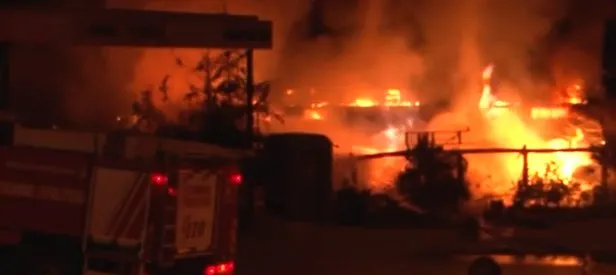 Ataşehir’de iş yeri yangını