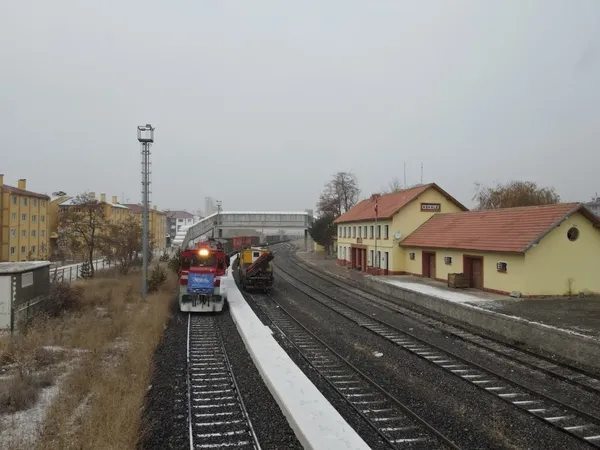 son-dakika-baskan-recep-tayyip-erdogan-cine-giden-trenin-halkaliya-ugramasini-hukumete-saldirmak-icin-kullandilar-1608378477511.jpg SON DAKİKA: Başkan Recep Tayyip Erdoğan: Çin'e giden trenin Halkalı'ya uğramasını hükümete saldırmak için kullandılar-4