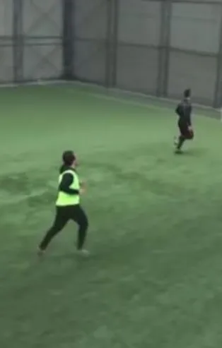 Arda Turan takımsız kaldı, soluğu halı sahada aldı! Galatasaray ile anlaşamamıştı...