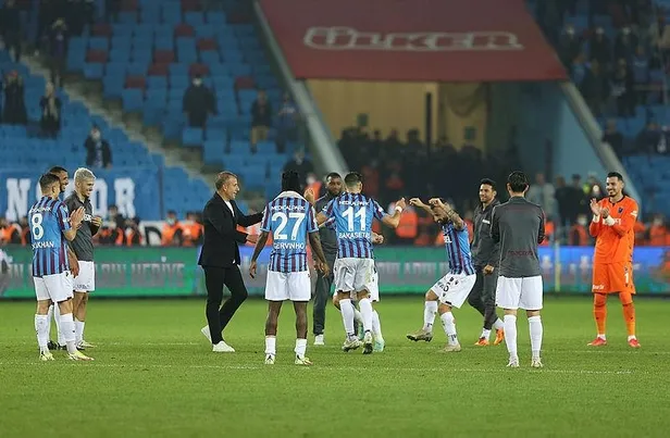 trabzonspor-teknik-direktoru-abdullah-avci-sampiyonluga-inaniyorum-1634498481624.jpeg Trabzonspor Teknik Direktörü Abdullah Avcı: Şampiyonluğa inanıyorum-4