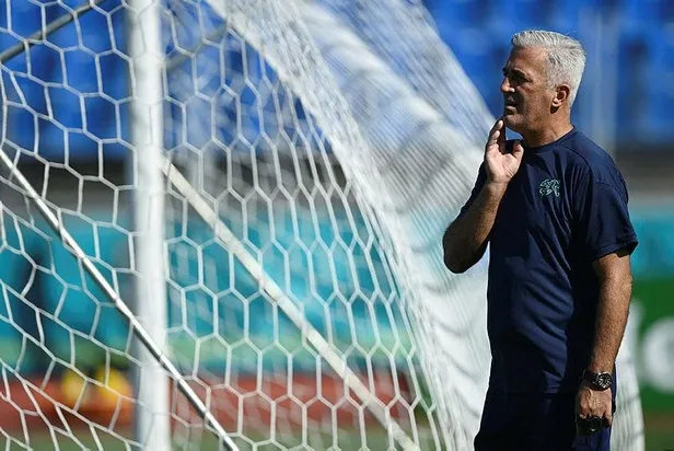 fenerbahcenin-gundeminde-olan-vladimir-petkovici-turkiyeye-getiren-adnan-sezgin-takvime-konustu-basarili-olmasi-icin-1625150554564.jpeg Fenerbahçe'nin gündeminde olan Vladimir Petkovic'i Türkiye'ye getiren Adnan Sezgin TAKVİM'e konuştu! "Başarılı olması için..."-2