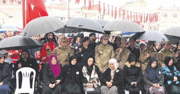 Şehitleri binler uğurladı