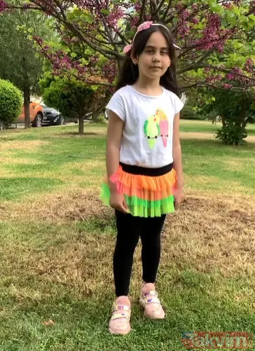 Survivor'dan elenen Nagihan'ın 'babası bilerek göstermiyor' dediği kızı koskocaman oldu! Nagihan Karadere'nin kızı Ece Arven... - 16