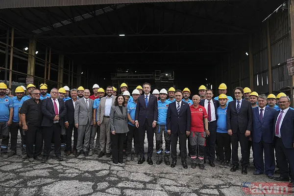 Soma'nın Türkiye'nin Enerjisi İçin Çok Önemli Bir Yer Olduğunu İfade Eden Bayraktar, Şunları Söyledi: "Türkiye Bugün Yerli Kömürden Elektrik Üretiminde Yaklaşık...