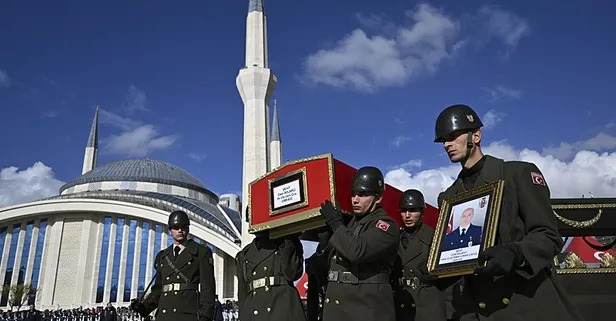 Kahramanlara veda! Türkiye 20 şehidini ebediyete uğurladı