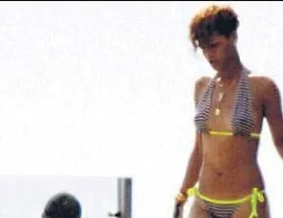 Rihanna Çok Aşık