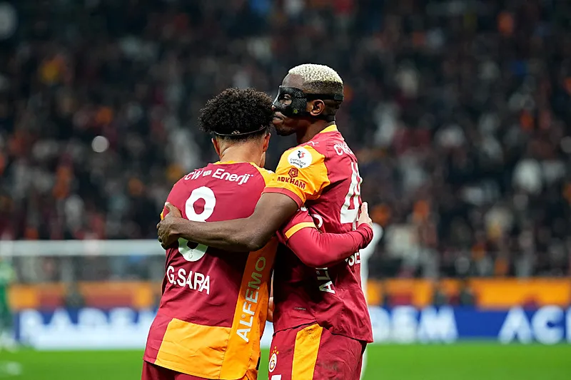 Spor yazarları Galatasaray - Alanyaspor maçını değerlendirdi! "Doğuştan Galatasaraylı" - 4
