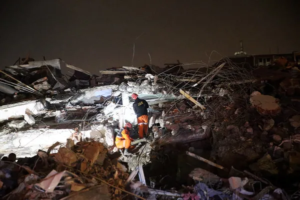 biden-turkiyedeki-depremler-100-yili-askin-suredir-bolgede-yasanan-en-buyuk-depremlerden-1675914454880.jpg Yüzyılın felaketi! Biden: Amerikan ordusu deprem bölgesinde yardıma hazır-4