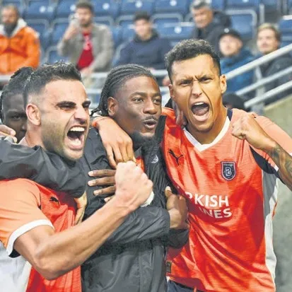 Başakşehir’in Play-Off aşkına