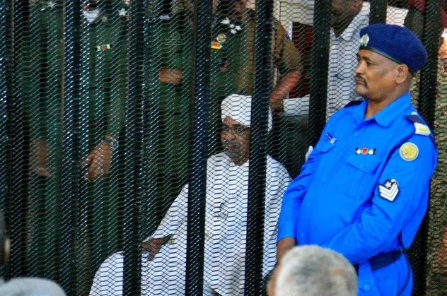Sudan’ın devrik lideri El Beşir'den ‘Prensten para aldım’ itirafı