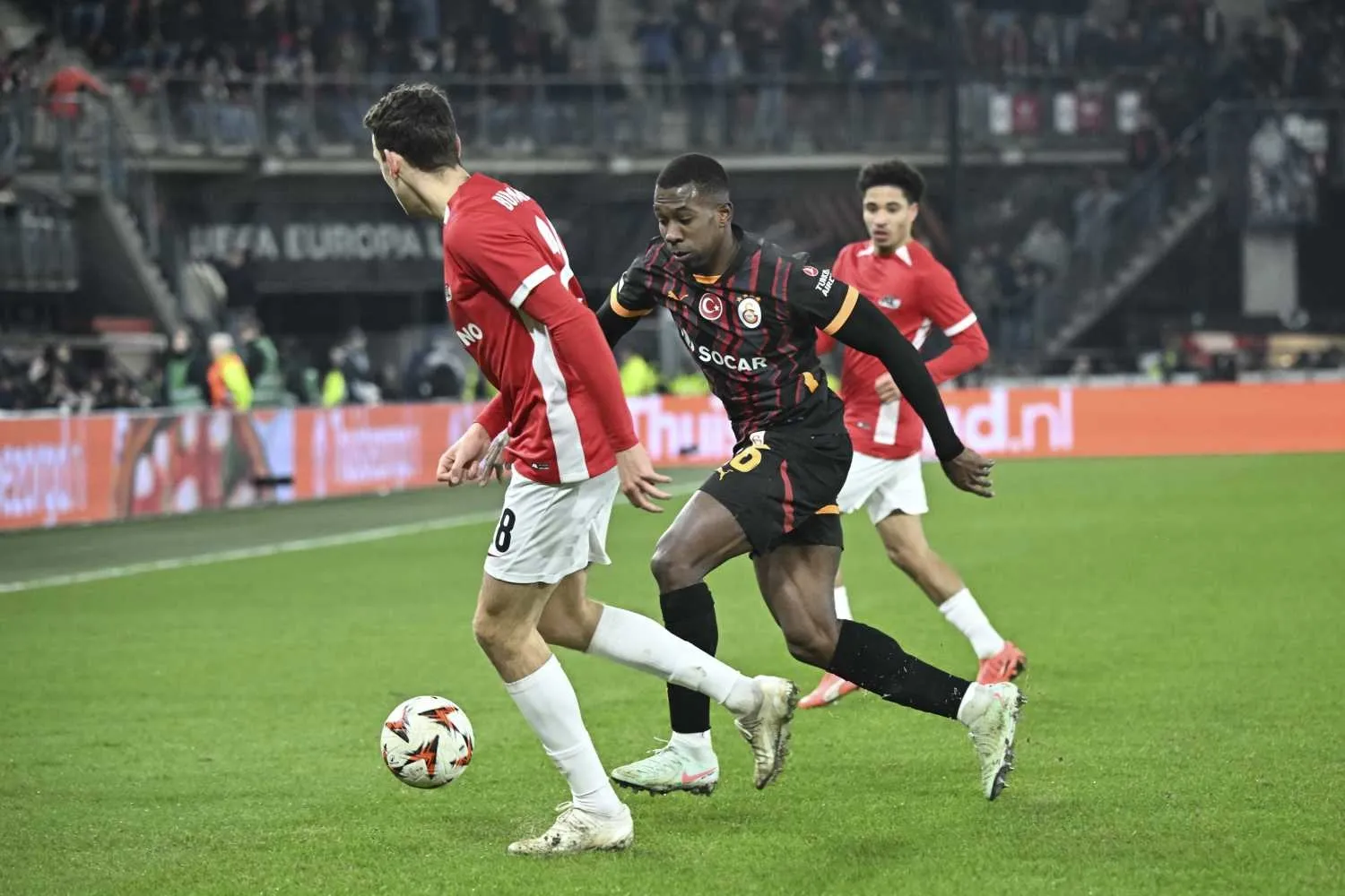 Galatasaray'dan şaşırtacak transfer! Okan Buruk oyun beynini buldu - 9