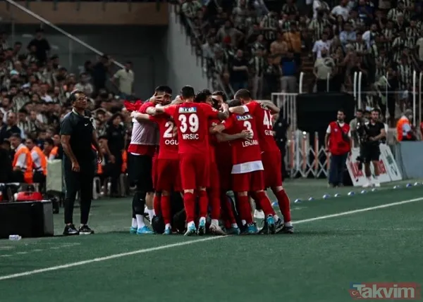 Spor yazarlarından Fenerbahçe - Ümraniyespor maçı değerlendirmesi! - 42