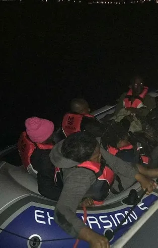 Muğla'da 8 düzensiz göçmen yakalandı