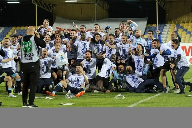 son-dakika-adana-demirspor-ve-gzt-giresunspor-super-lige-yukseldi-1620591819579.jpeg Son dakika: Adana Demirspor ve GZT Giresunspor Süper Lig'e yükseldi!-2