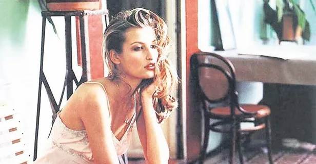 Burak Öymen ve eşi Tereza Maxova, Muğla'daki evlerinde yılbaşı hazırlıklarına başladı!