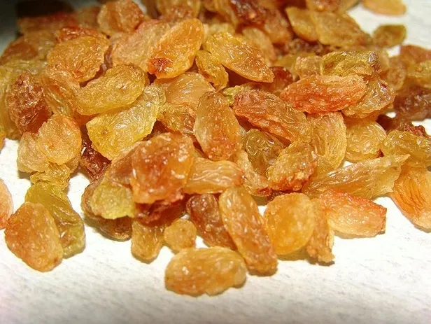 Kuru üzüm cilt sarkmalarını önlüyor! İşte kuru üzümün faydaları-4