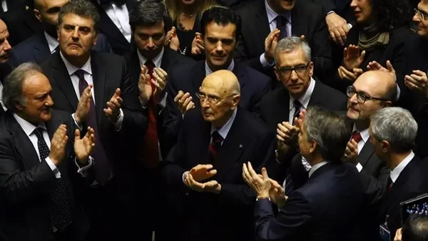 italya-yasta-eski-italya-cumhurbaskani-napolitano-hayatini-kaybetti-1695419595987.jpeg İtalya yasta! Eski İtalya Cumhurbaşkanı Napolitano hayatını kaybetti-7