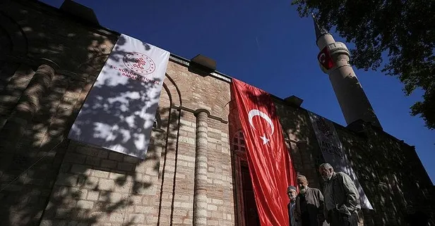 Yunanistan'da Kariye Camii hazımsızlığı! İbadete açılmasından rahatsız oldular