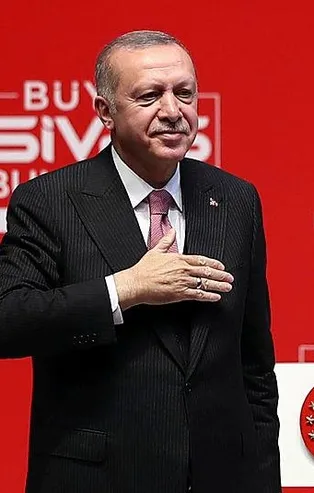 Başkan Erdoğan, liseli gençlerin "İstiklal Marşı" paylaşımına Twitter'dan yanıt verdi